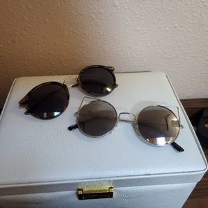 2 pairs sunglasses